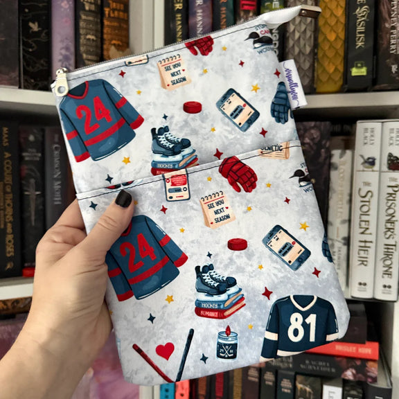 Hockey Romance - Zippered Book Sleeve - Hopeless Romantic