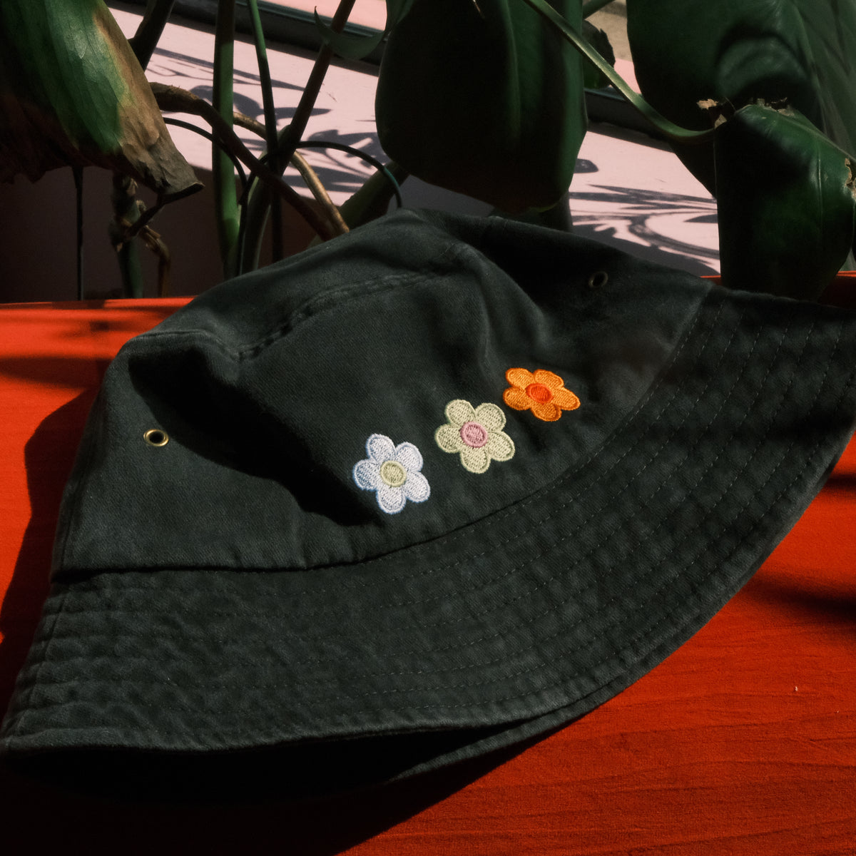 Black Bucket Hat - Trio of Flowers