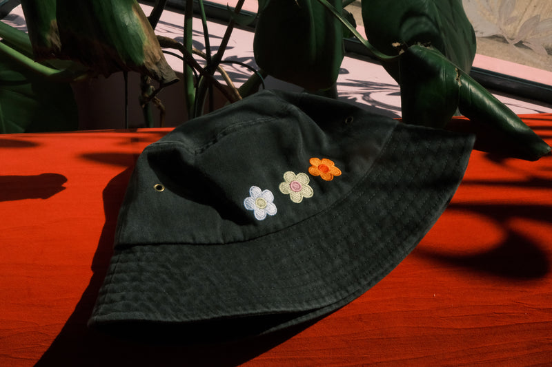 Black Bucket Hat - Trio of Flowers