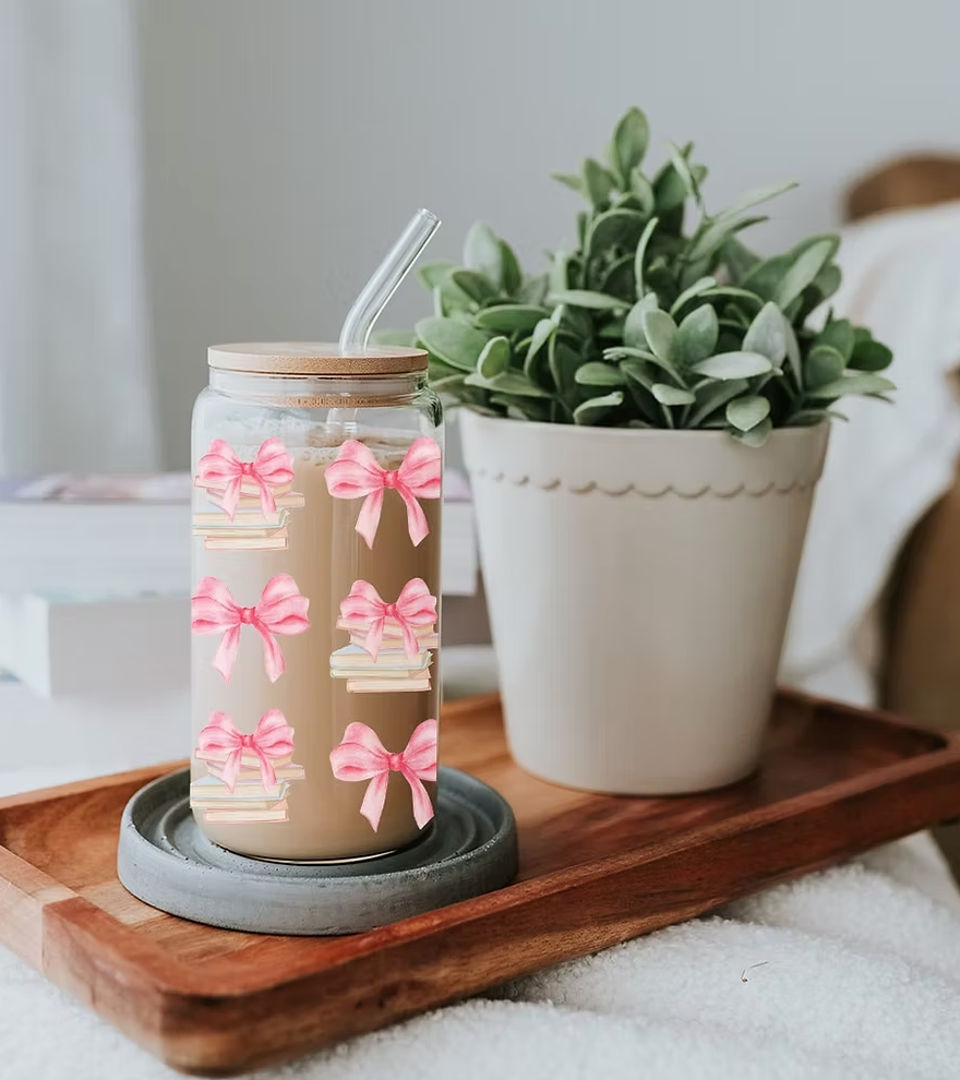 Books and Bows Glass Tumbler
