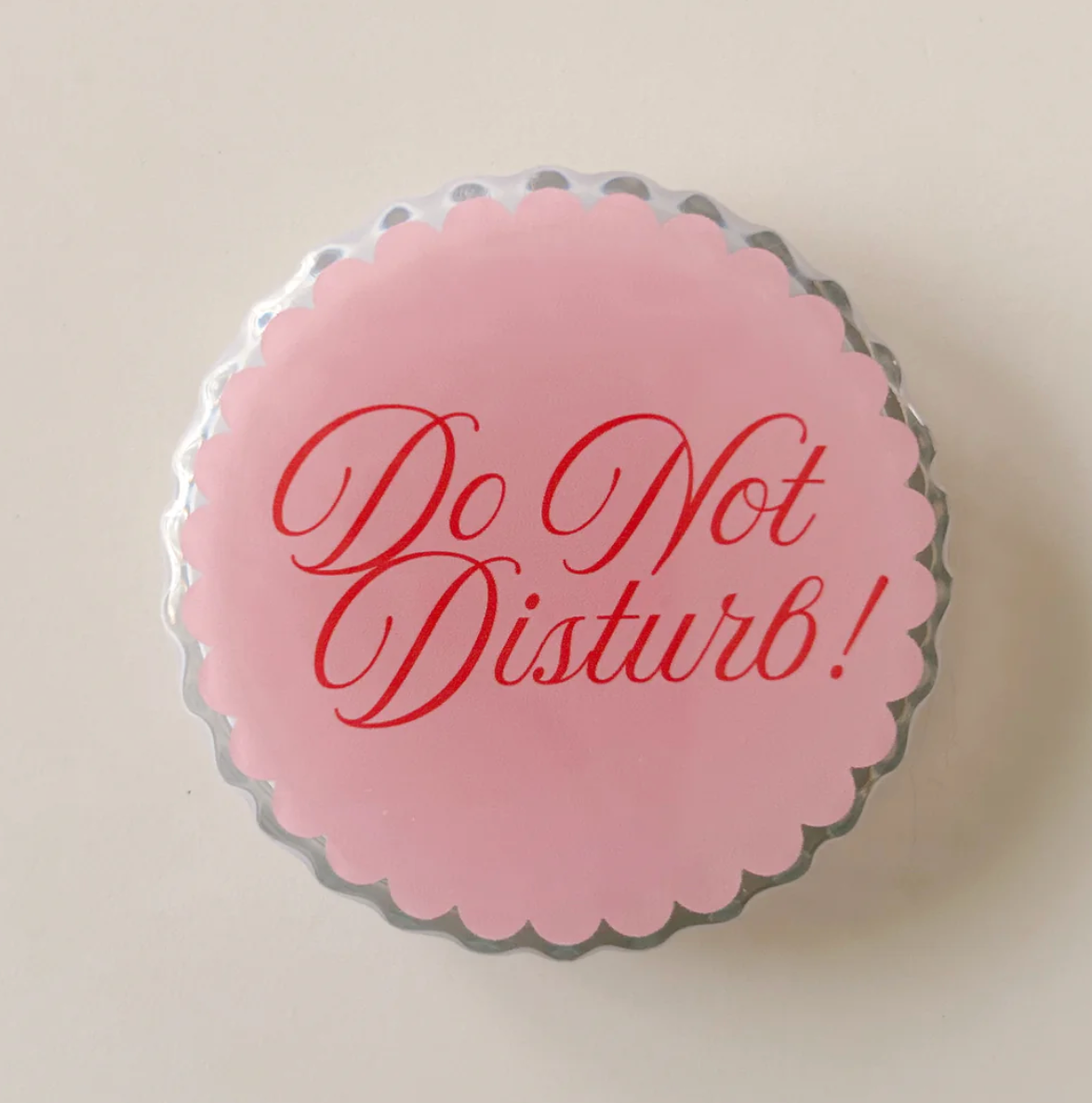 Magnetic E-Reader Grip: Do Not Disturb!