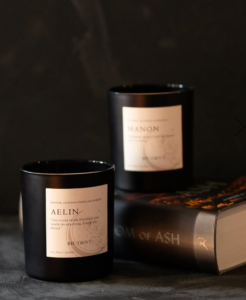 8 OZ CANDLE: TOG - Aelin