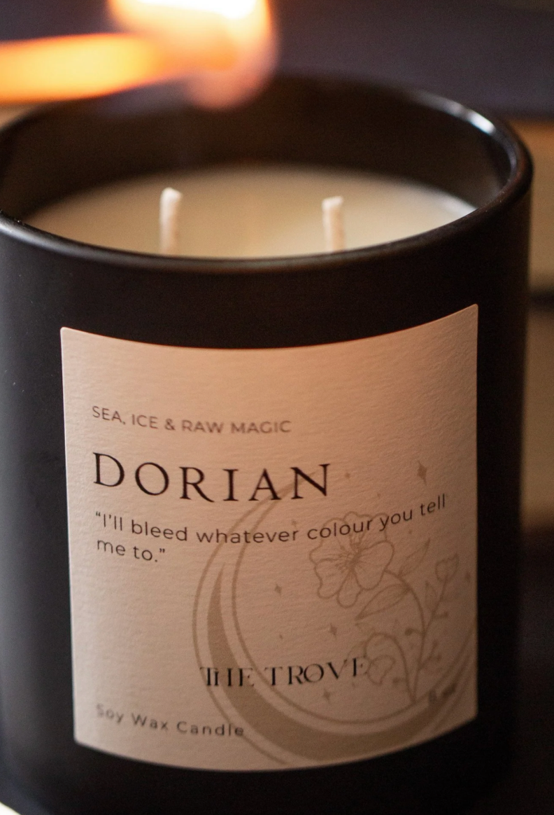 8 OZ CANDLE: TOG - Dorian