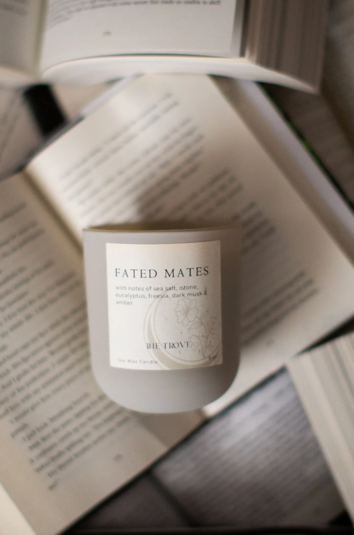 8 OZ CANDLE: FATED MATES