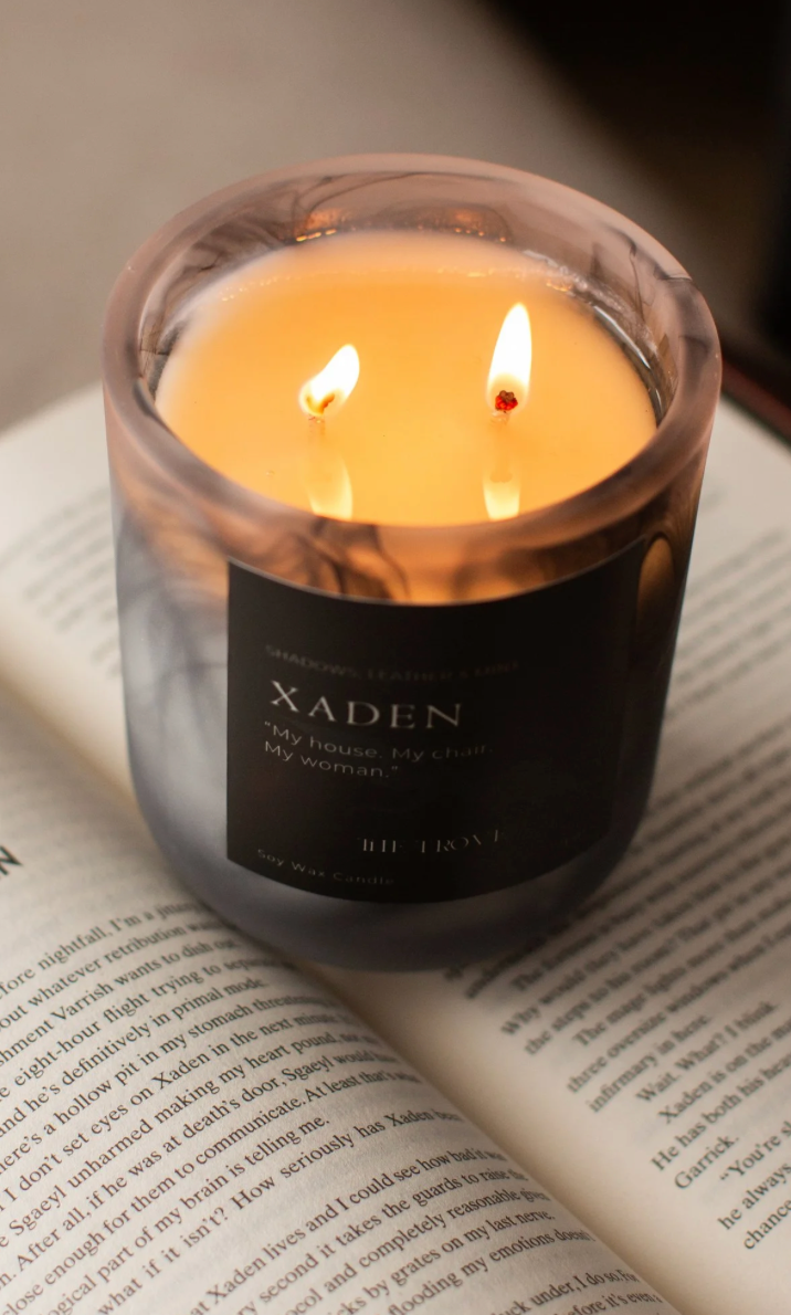 10 OZ CANDLE: FW Xaden