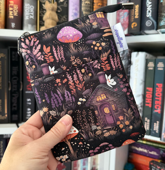 Fairy Garden - e-reader Zippered Sleeve - Hopeless Romantic