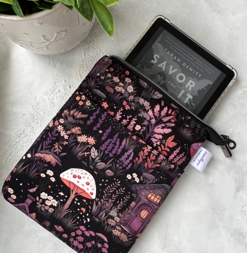 Fairy Garden - e-reader Zippered Sleeve - Hopeless Romantic
