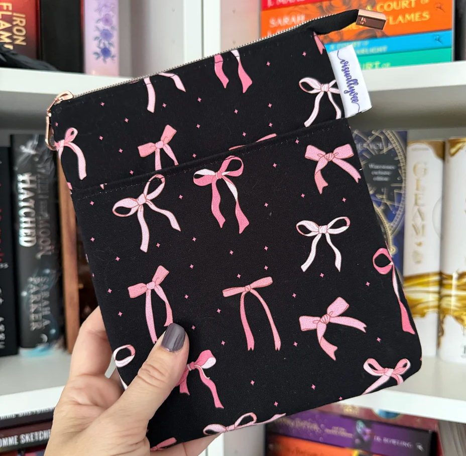 Coquette Bows - e-reader Zippered Sleeve - Hopeless Romantic