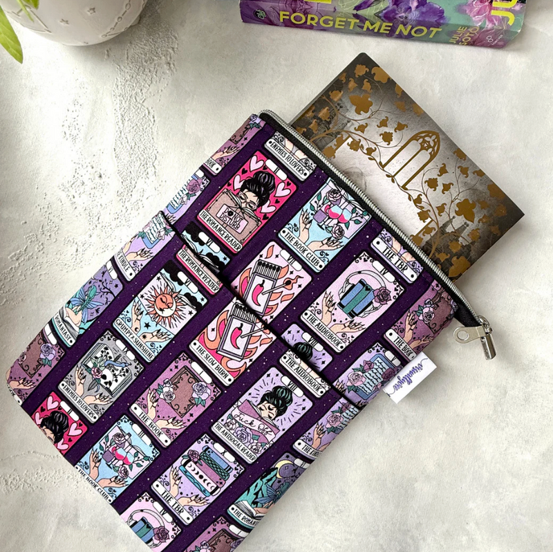 The Romance Reader Tarot Cards - Zippered Book Sleeve - Hopeless Romantic