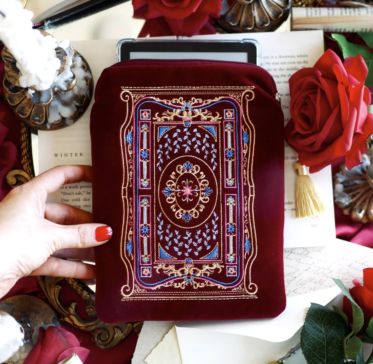 Literati E-Reader Sleeve - Crimson Red