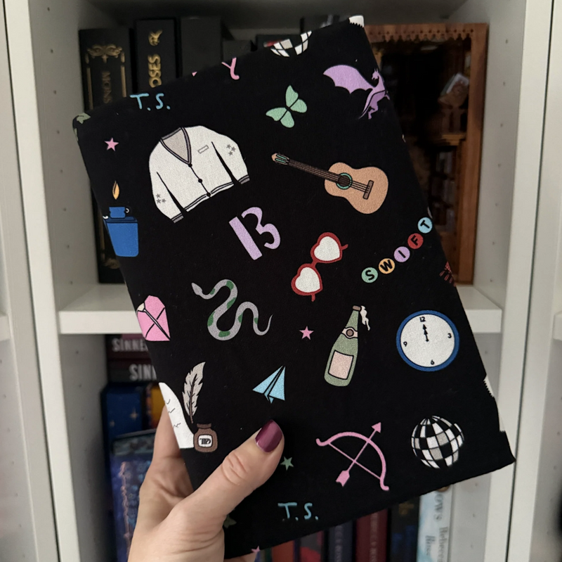 Swiftie Icons - Fabric Dust Cover