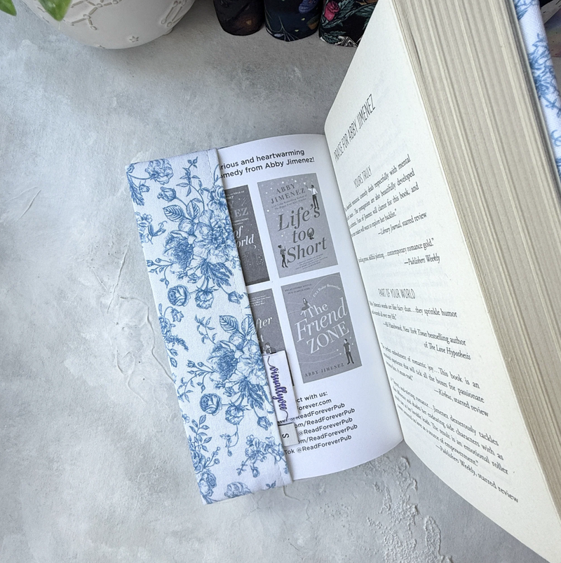 Vintage Blue Floral - Fabric Dust Cover