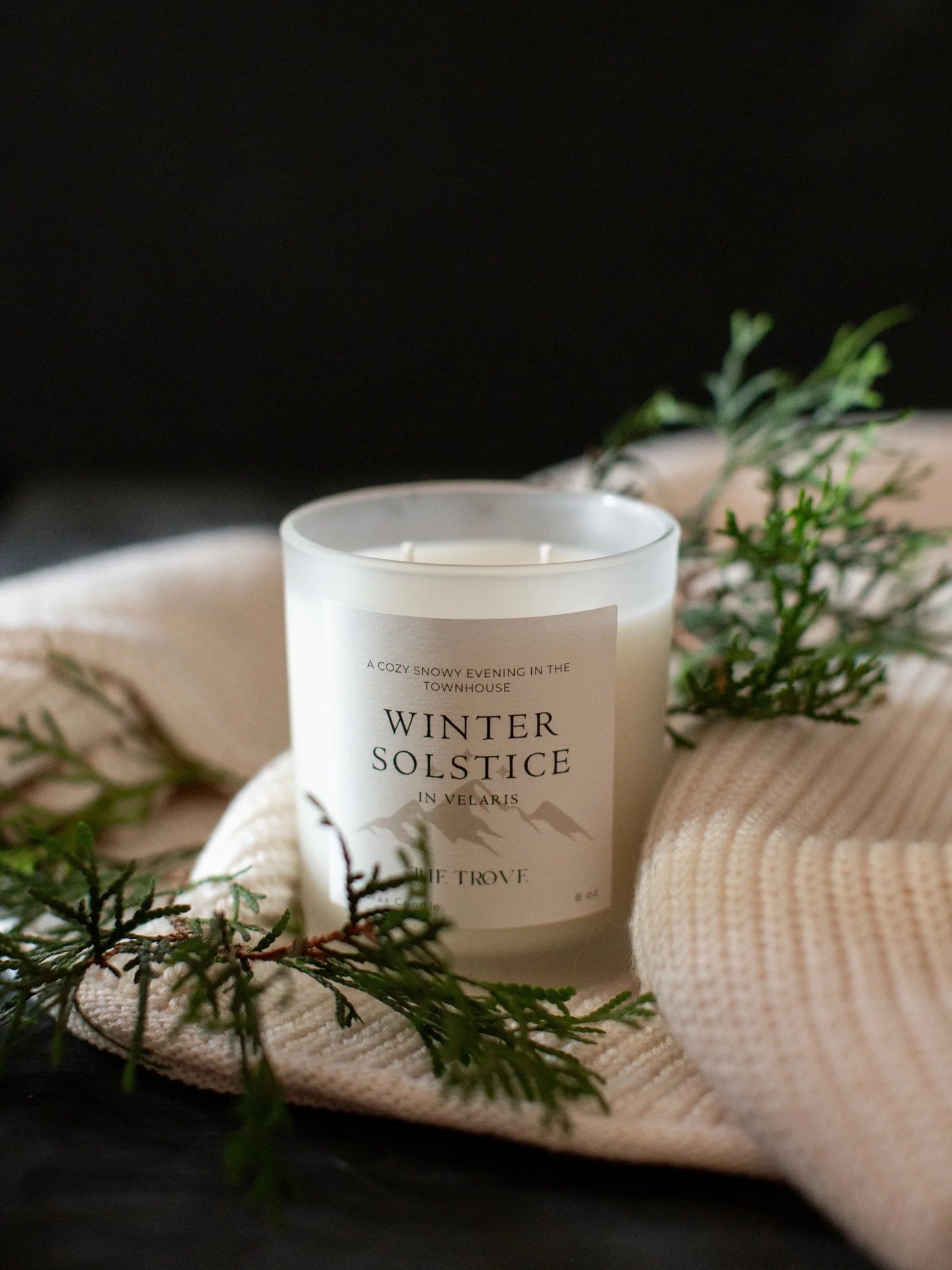 8 OZ CANDLE: Winter Solistice in Velaris