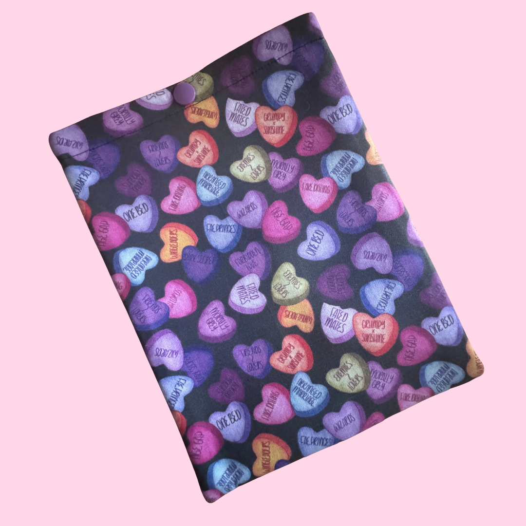 E-Reader Sleeve - Candy Heart Tropes